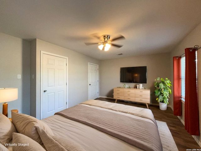 8905 Seacliff St, San Antonio, TX 78242