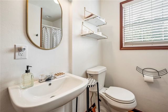 1213 Fillmore Street, Bentonville, AR 72712