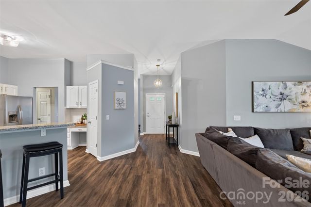 8424 Hirsch Drive, Charlotte, NC 28277