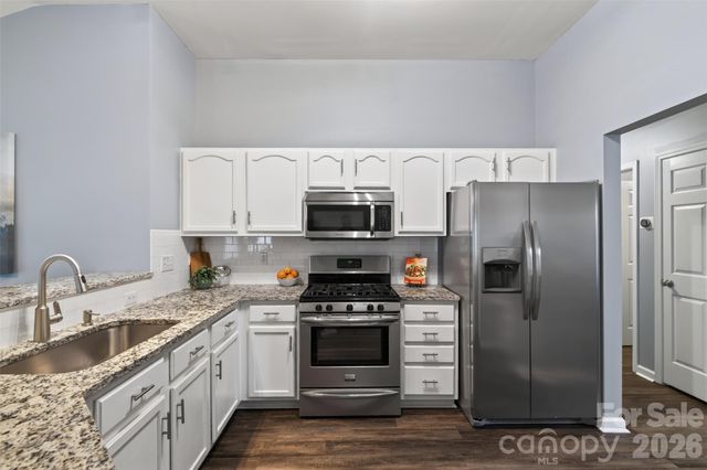 8424 Hirsch Drive, Charlotte, NC 28277