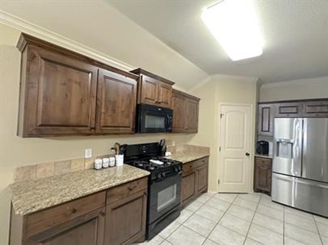 2906 Boardwalk, Midland, TX 79705