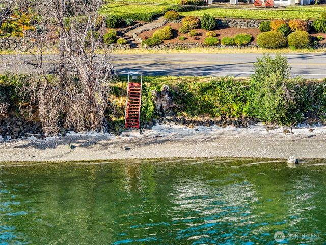 1002 NE Holm Court, Poulsbo, WA 98370