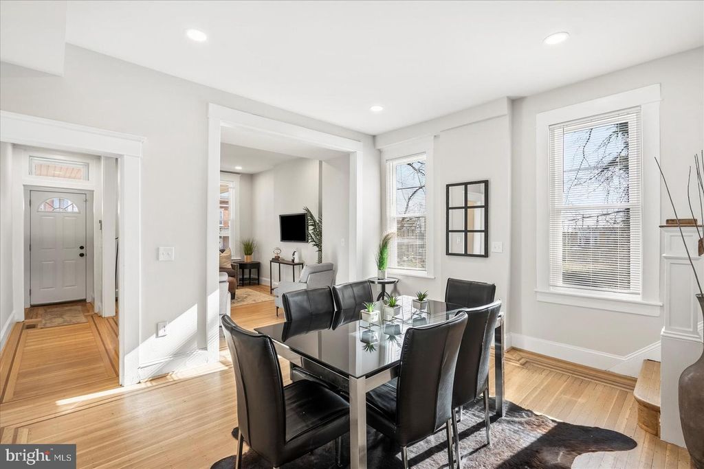 Image 15 of property listing at 2010 N LONGWOOD ST, Baltimore, MD 21216