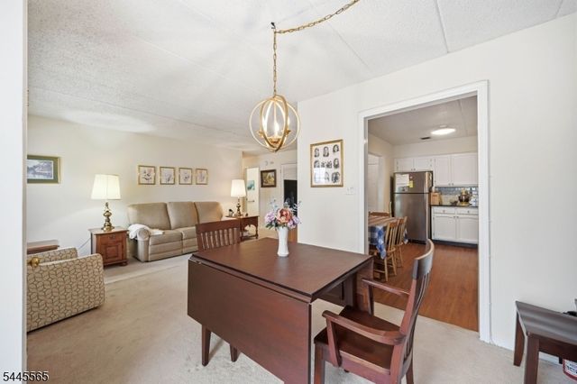 28 Iron Forge Sq 28, Pompton Lakes Boro, NJ 07442