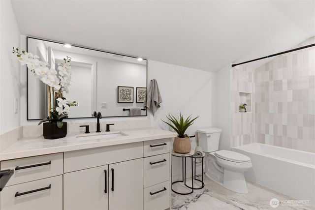 16432 NE 18th Street, Bellevue, WA 98008