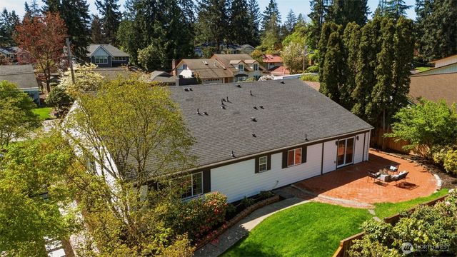 16432 NE 18th Street, Bellevue, WA 98008
