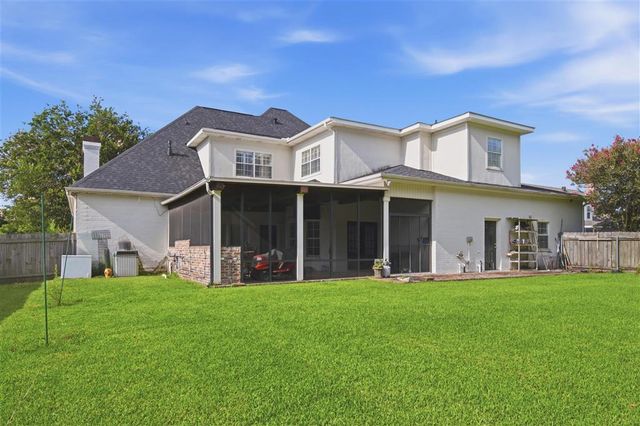 2810 Saint Francis Forest Drive, Lake Charles, LA 70605