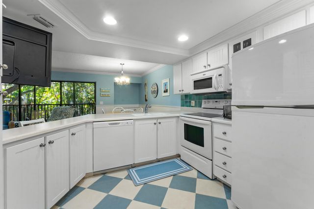 1605 S US HIGHWAY 1 E204, Jupiter, FL 33477