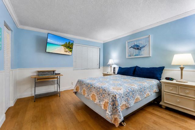 1605 S US HIGHWAY 1 E204, Jupiter, FL 33477