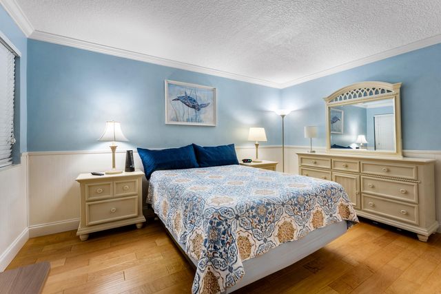 1605 S US HIGHWAY 1 E204, Jupiter, FL 33477