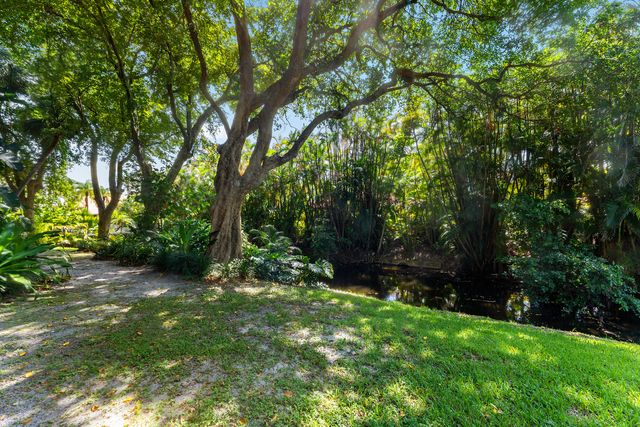 1605 S US HIGHWAY 1 E204, Jupiter, FL 33477