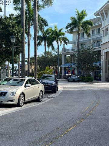 1605 S US HIGHWAY 1 E204, Jupiter, FL 33477