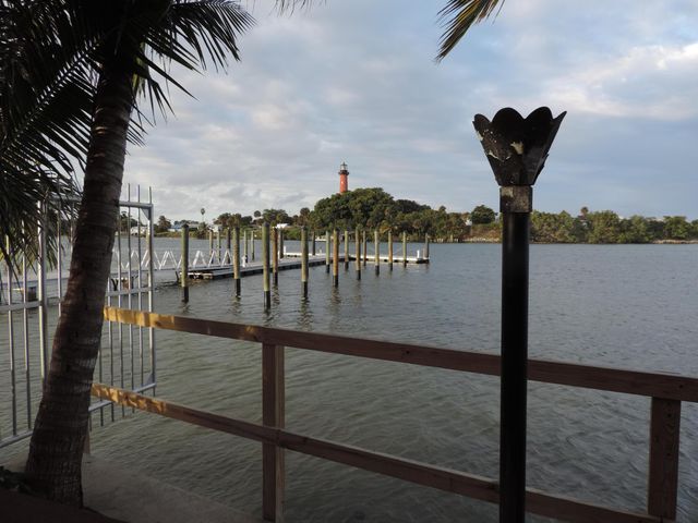 1605 S US HIGHWAY 1 E204, Jupiter, FL 33477