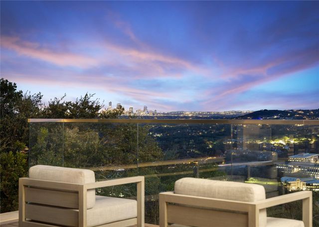 6607 W COURTYARD DR, Austin, TX 78730