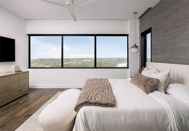 6607 W COURTYARD DR, Austin, TX 78730