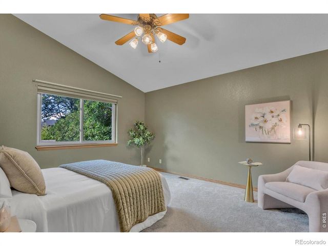 2924 Lake Park Way, Longmont, CO 80503