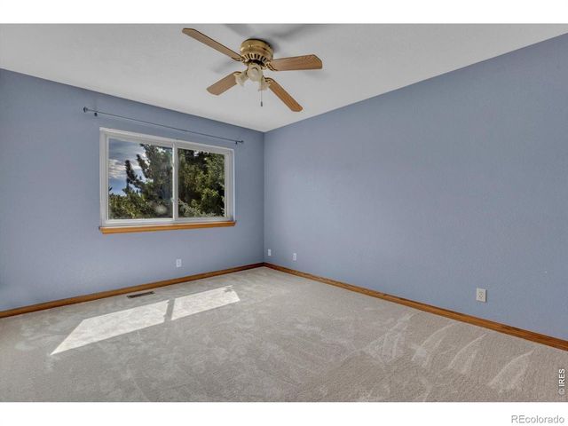 2924 Lake Park Way, Longmont, CO 80503
