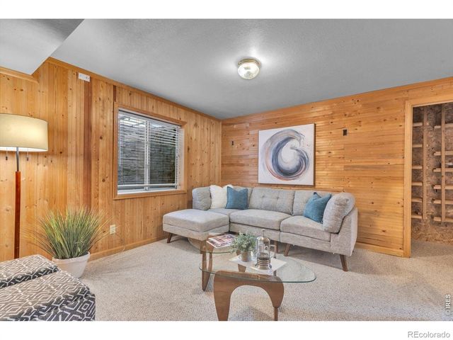 2924 Lake Park Way, Longmont, CO 80503