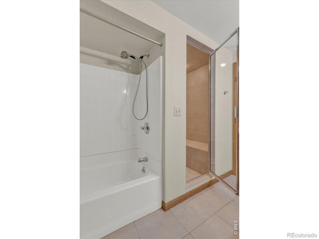 2924 Lake Park Way, Longmont, CO 80503