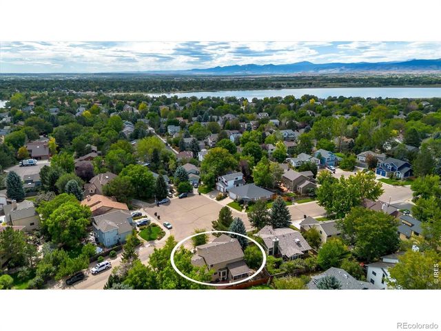 2924 Lake Park Way, Longmont, CO 80503