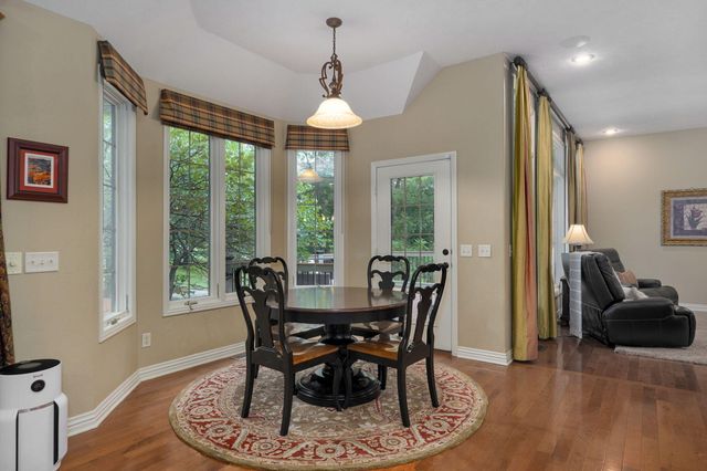 5838 S Brightwater Trail, Springfield, MO 65810
