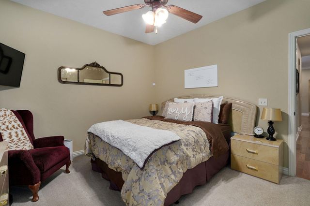 5838 S Brightwater Trail, Springfield, MO 65810