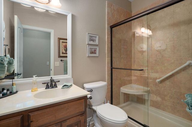 5838 S Brightwater Trail, Springfield, MO 65810
