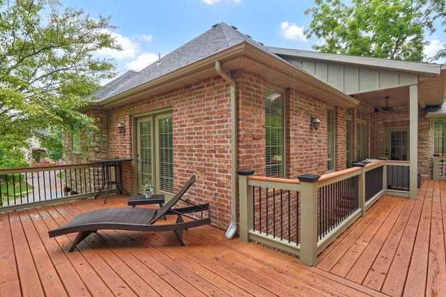 5838 S Brightwater Trail, Springfield, MO 65810