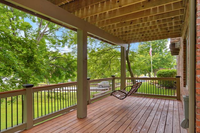 5838 S Brightwater Trail, Springfield, MO 65810