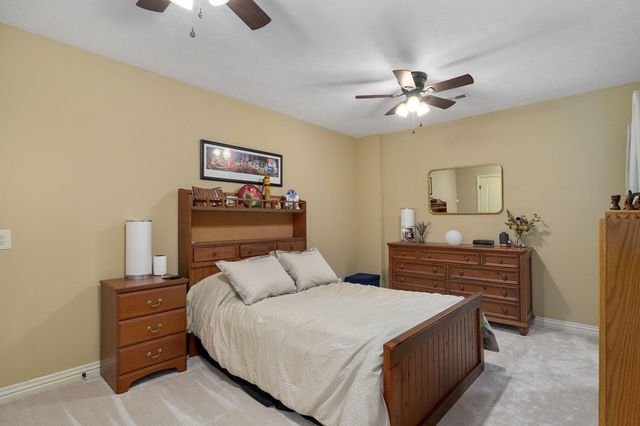 5838 S Brightwater Trail, Springfield, MO 65810