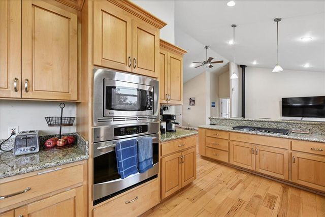 26870 Rockrose Ln, Colfax, CA 95713