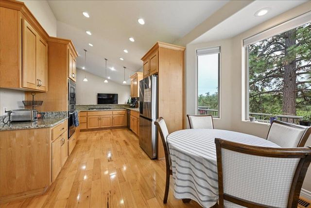 26870 Rockrose Ln, Colfax, CA 95713