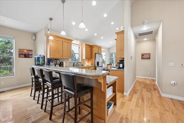 26870 Rockrose Ln, Colfax, CA 95713