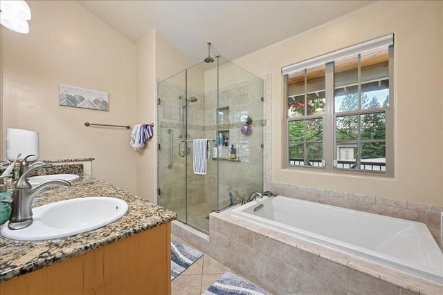 26870 Rockrose Ln, Colfax, CA 95713