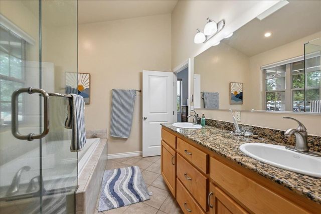 26870 Rockrose Ln, Colfax, CA 95713