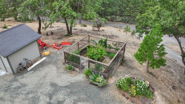 26870 Rockrose Ln, Colfax, CA 95713