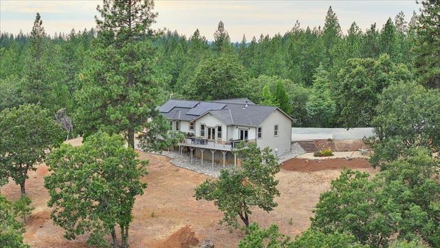 26870 Rockrose Ln, Colfax, CA 95713