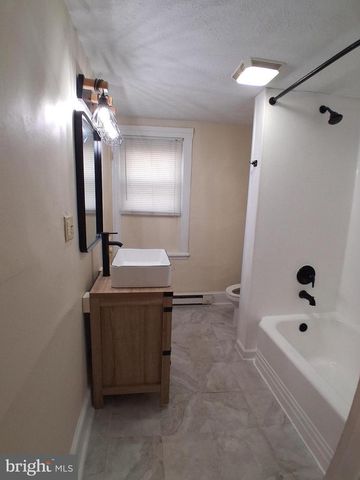 532 & 530 VIRGINIA AVE, Martinsburg, WV 25401