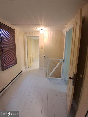 532 & 530 VIRGINIA AVE, Martinsburg, WV 25401