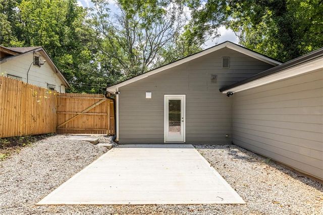 1937 Pinedale NW Drive, Atlanta, GA 30314