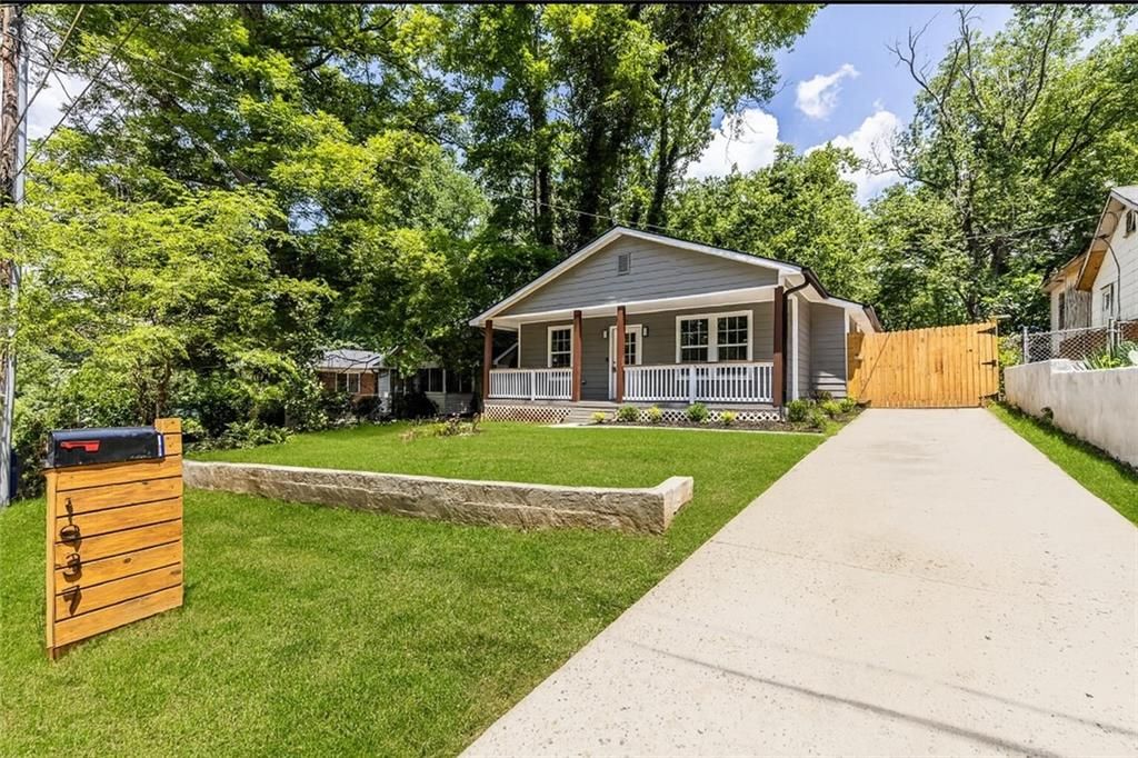 1937 Pinedale NW Drive, Atlanta, GA 30314