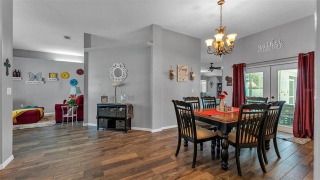 2533 SIX POINT COURT, Lakeland, FL 33811