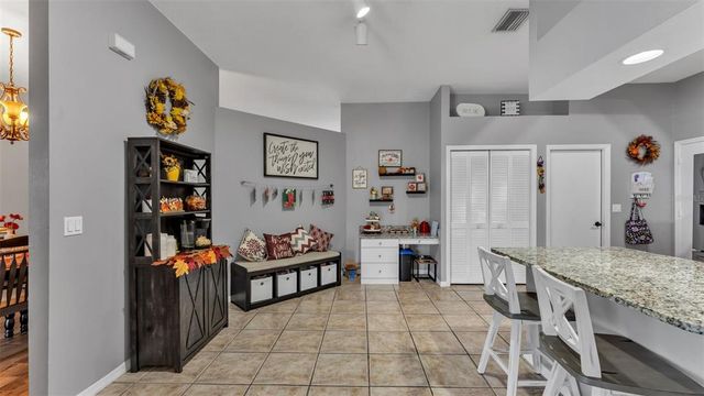 2533 SIX POINT COURT, Lakeland, FL 33811