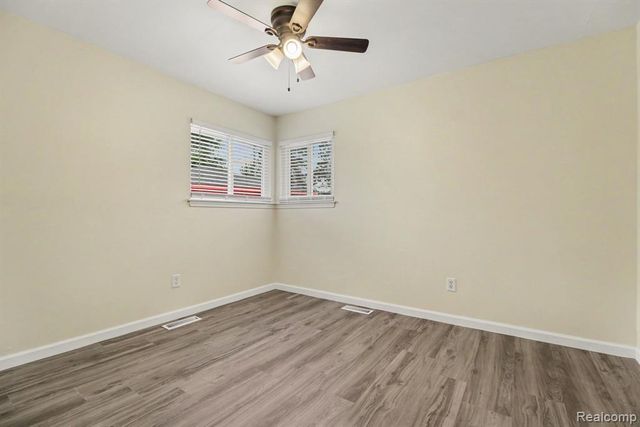 31282 Fernwood Street, Westland, MI 48186