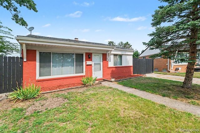 31282 Fernwood Street, Westland, MI 48186