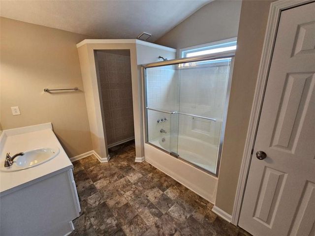 6718 Roscommon Drive, Austell, GA 30168