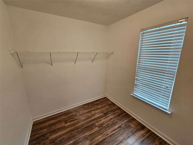 6718 Roscommon Drive, Austell, GA 30168