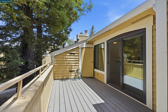 775 Center Ave, Martinez, CA 94553