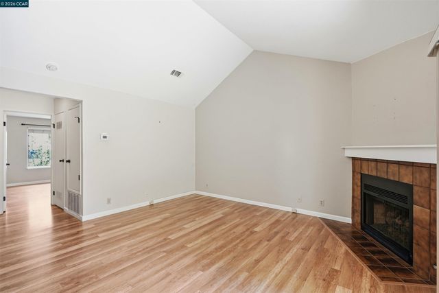 775 Center Ave, Martinez, CA 94553