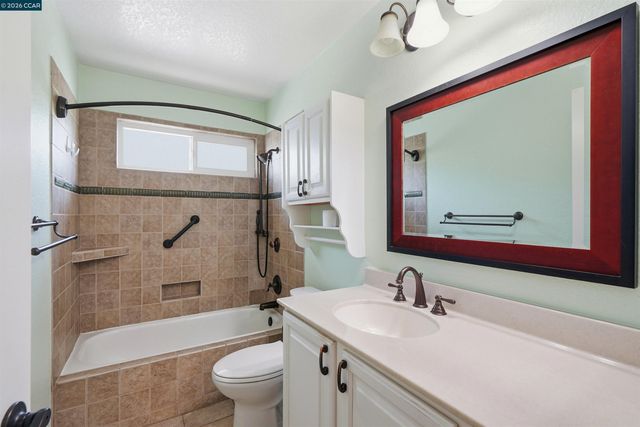 775 Center Ave, Martinez, CA 94553